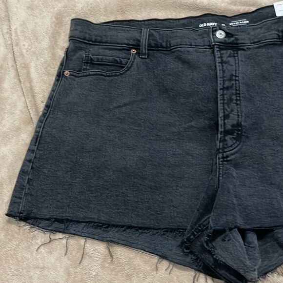 NWT- Old Navy- 22 & 28+. Sky-Hi A-Line Denim Short - Picture 6 of 12